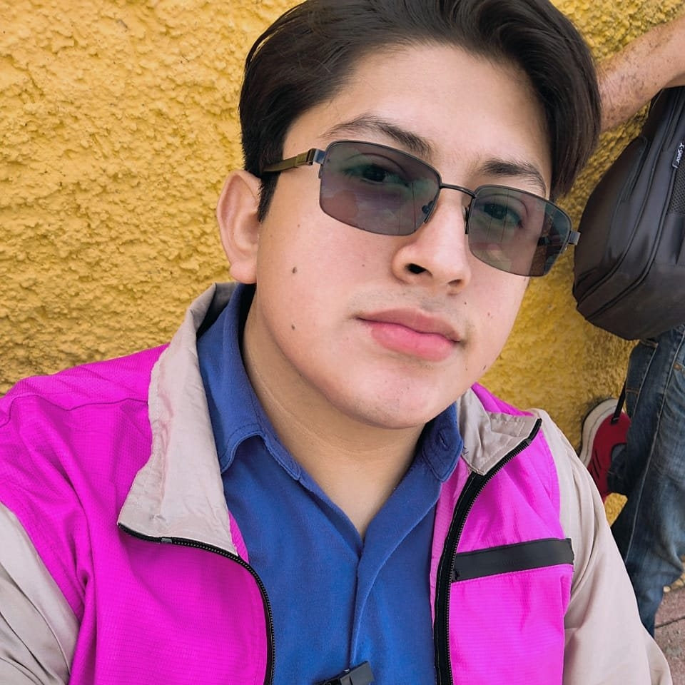 <em>Julian T.</em>